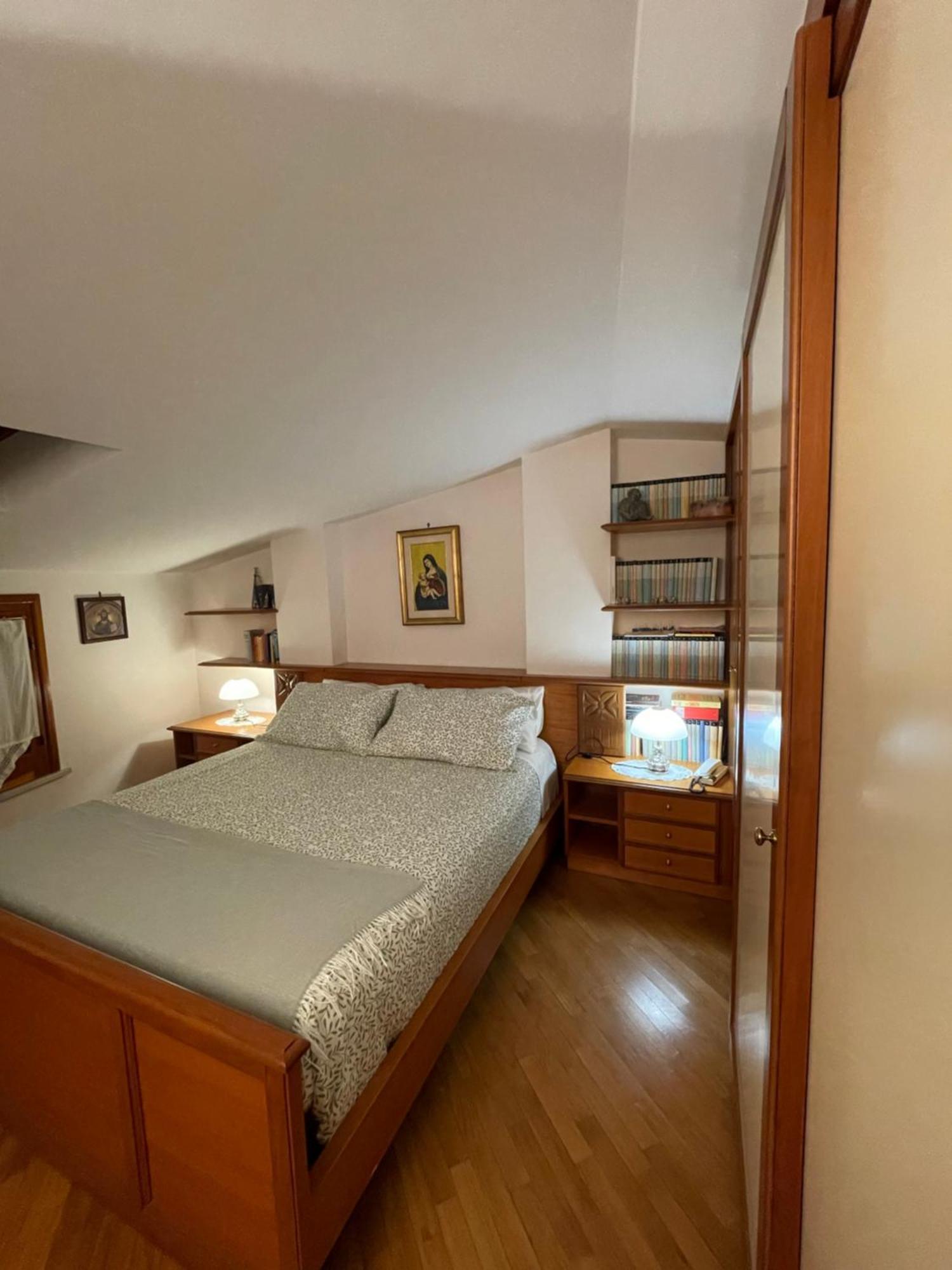 カステルブオーノLa Casa Nel Cortileアパートメント エクステリア 写真