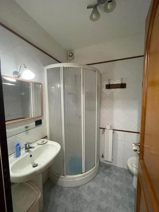 カステルブオーノLa Casa Nel Cortileアパートメント エクステリア 写真